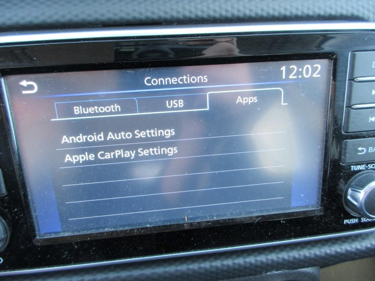 2021 Nissan Kicks S Photo