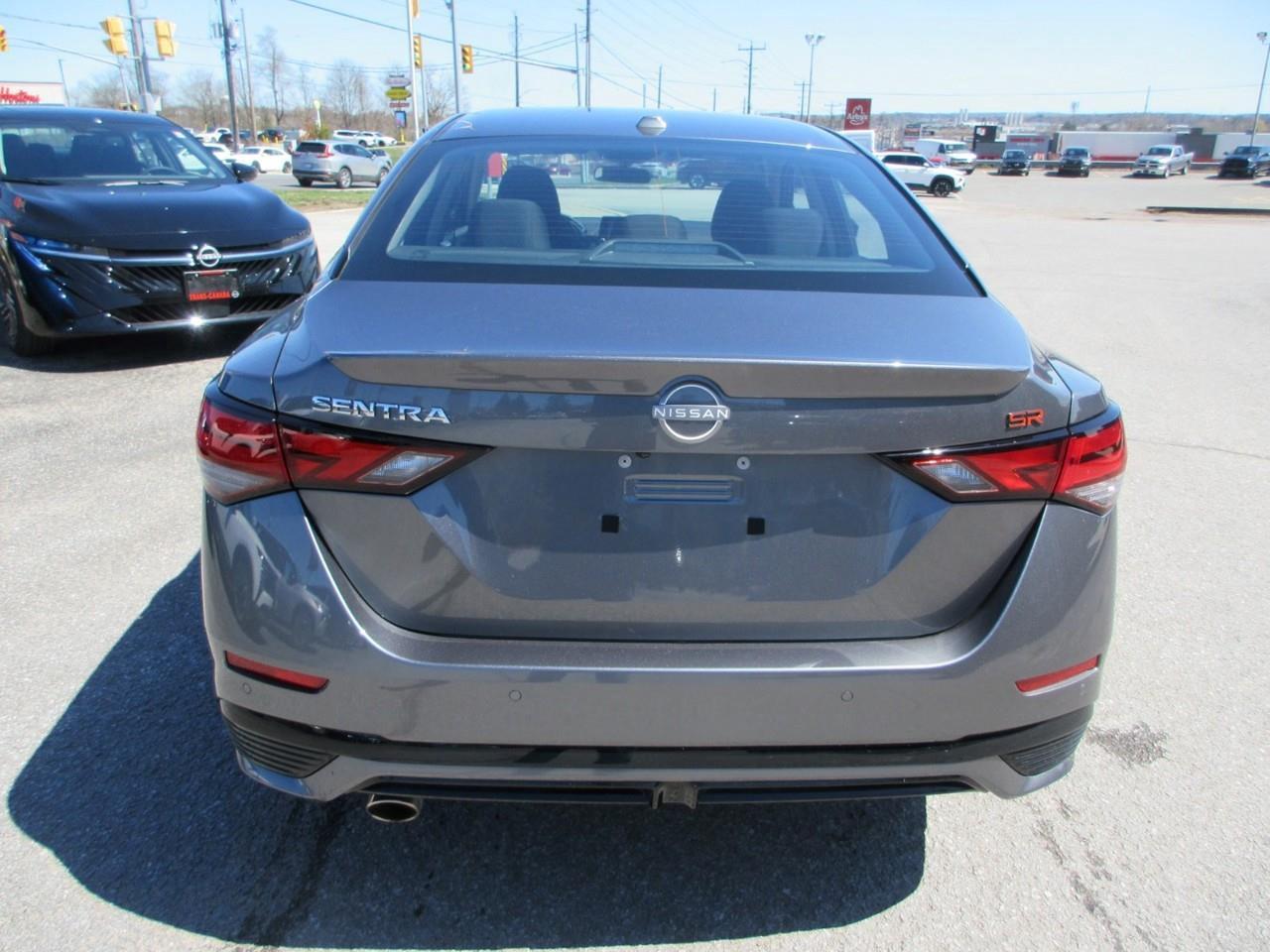 2025 Nissan Sentra SR Photo