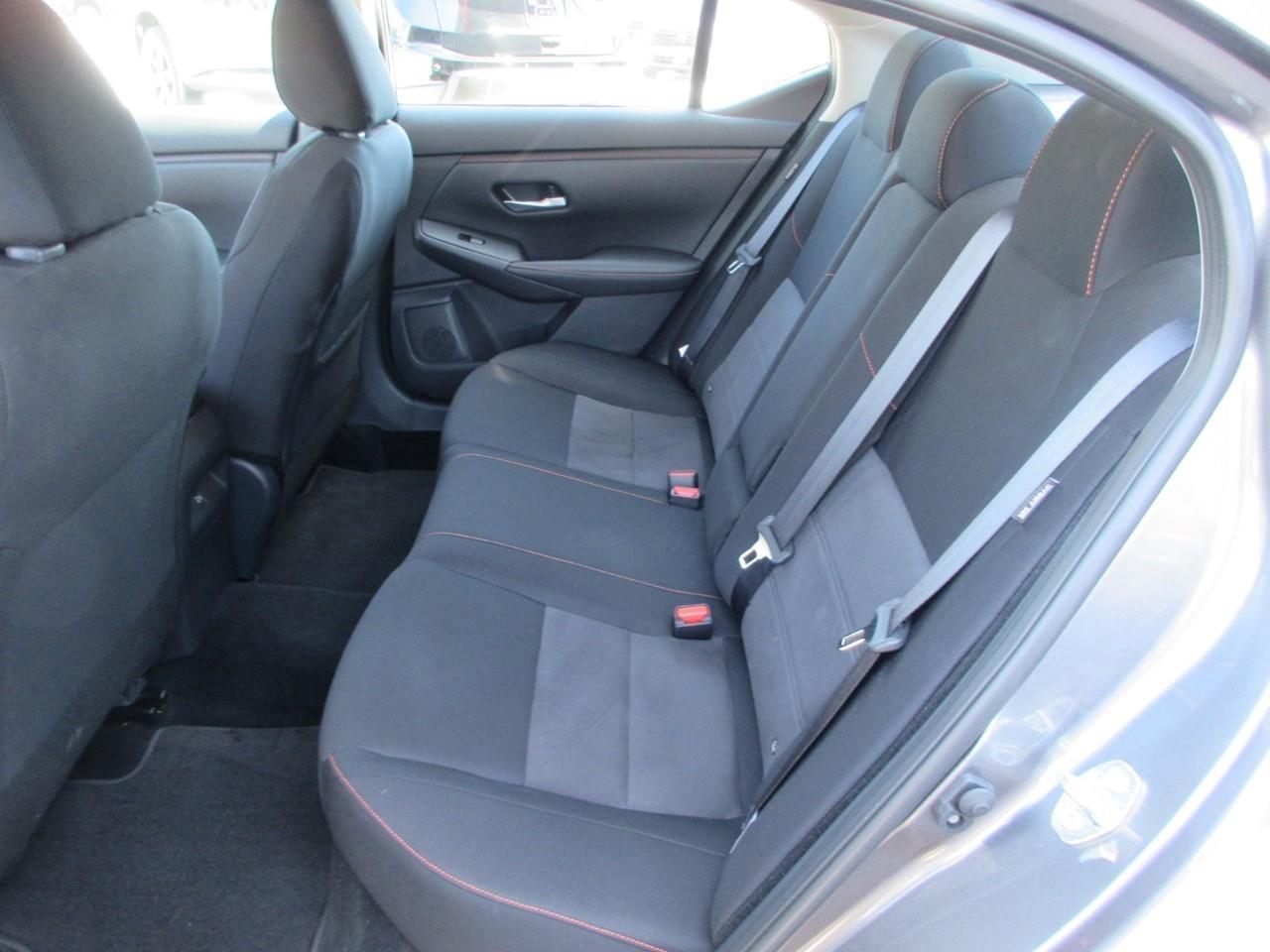 2025 Nissan Sentra SR Photo