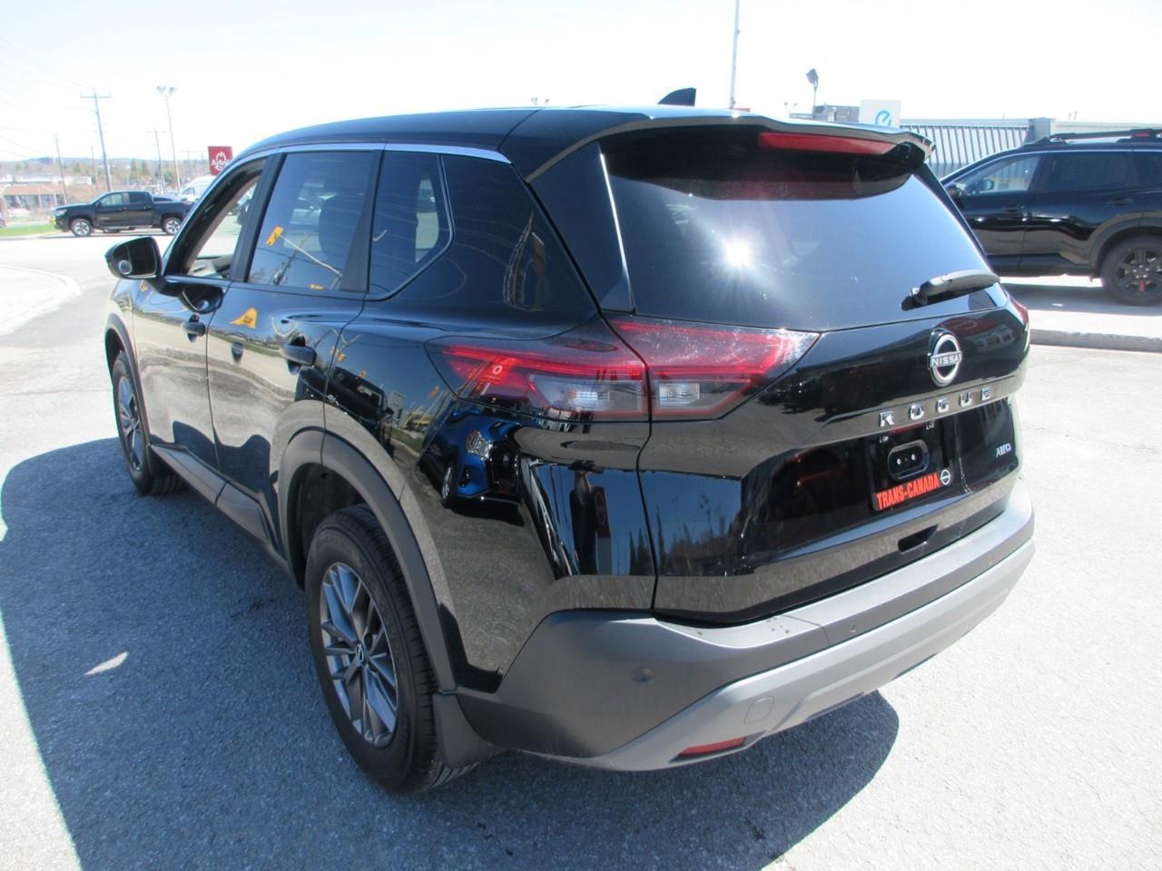 2023 Nissan Rogue S Photo2