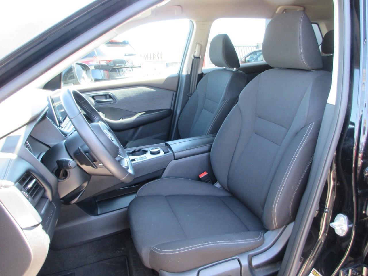 2023 Nissan Rogue S Photo