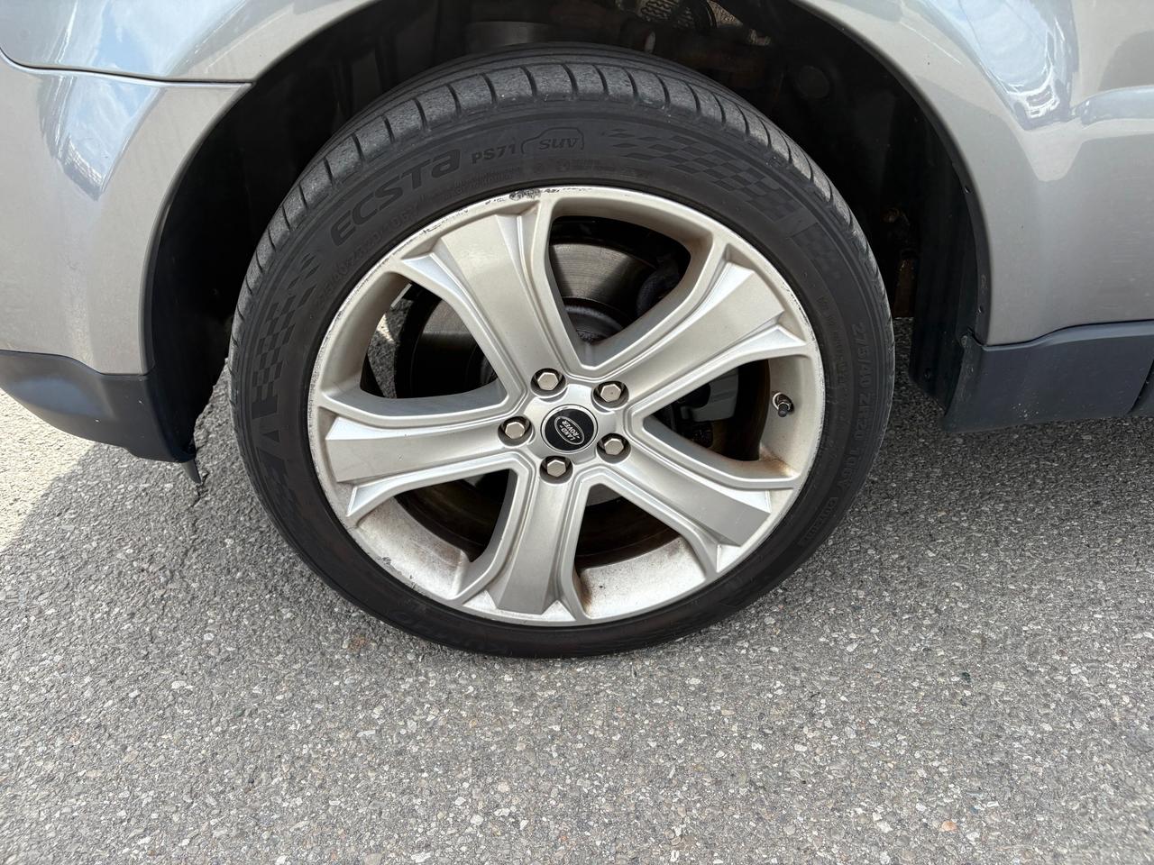 2013 Land Rover Range Rover Sport 20 WHLS| BLK LACQUER TRIM|LUX INT PK|HSE LUX PK Photo