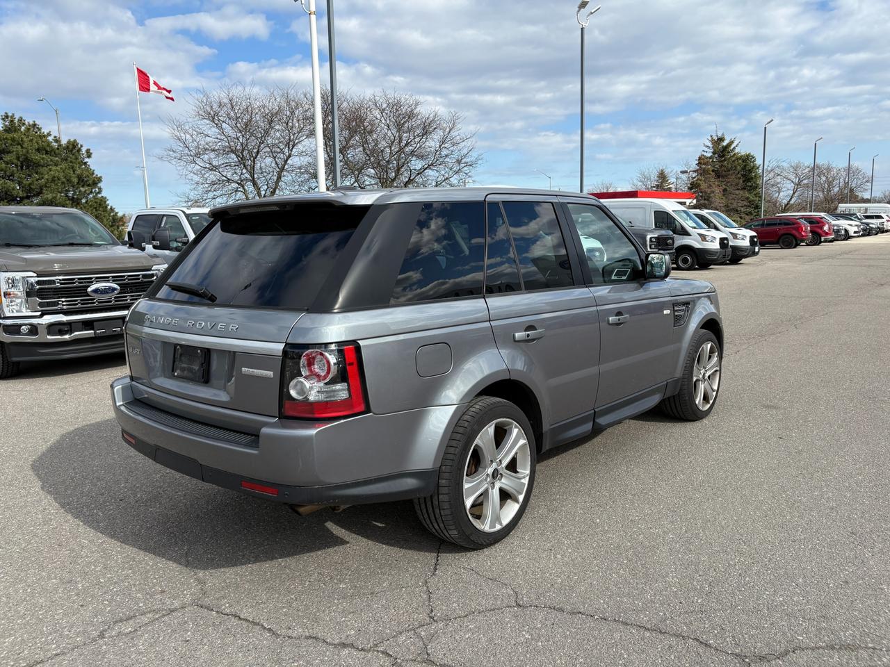 2013 Land Rover Range Rover Sport 20 WHLS| BLK LACQUER TRIM|LUX INT PK|HSE LUX PK Photo