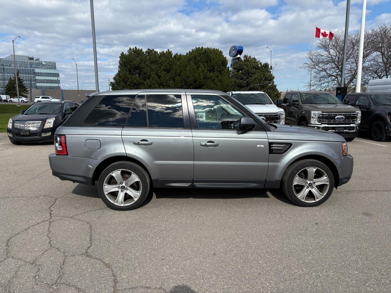 2013 Land Rover Range Rover Sport 20 WHLS| BLK LACQUER TRIM|LUX INT PK|HSE LUX PK Photo