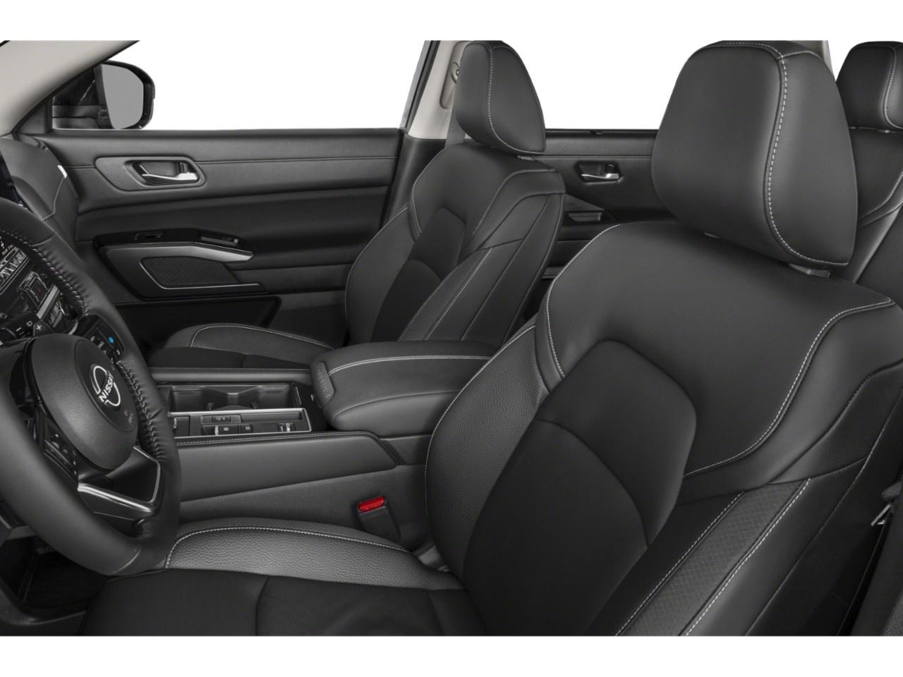 2023 Nissan Pathfinder SL 4WD Photo