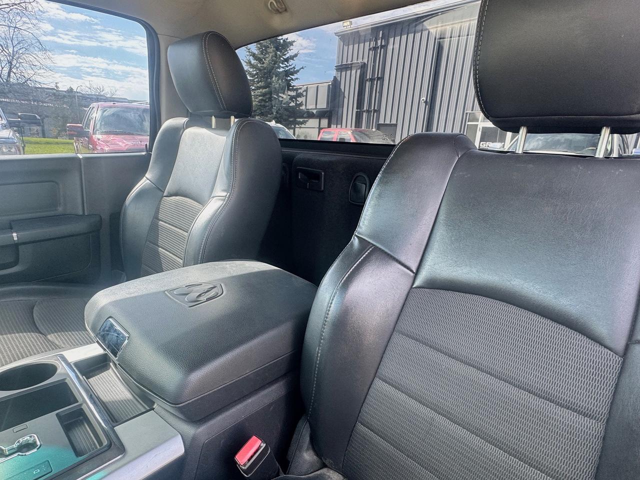 2011 RAM 1500 R/T SPORT Photo