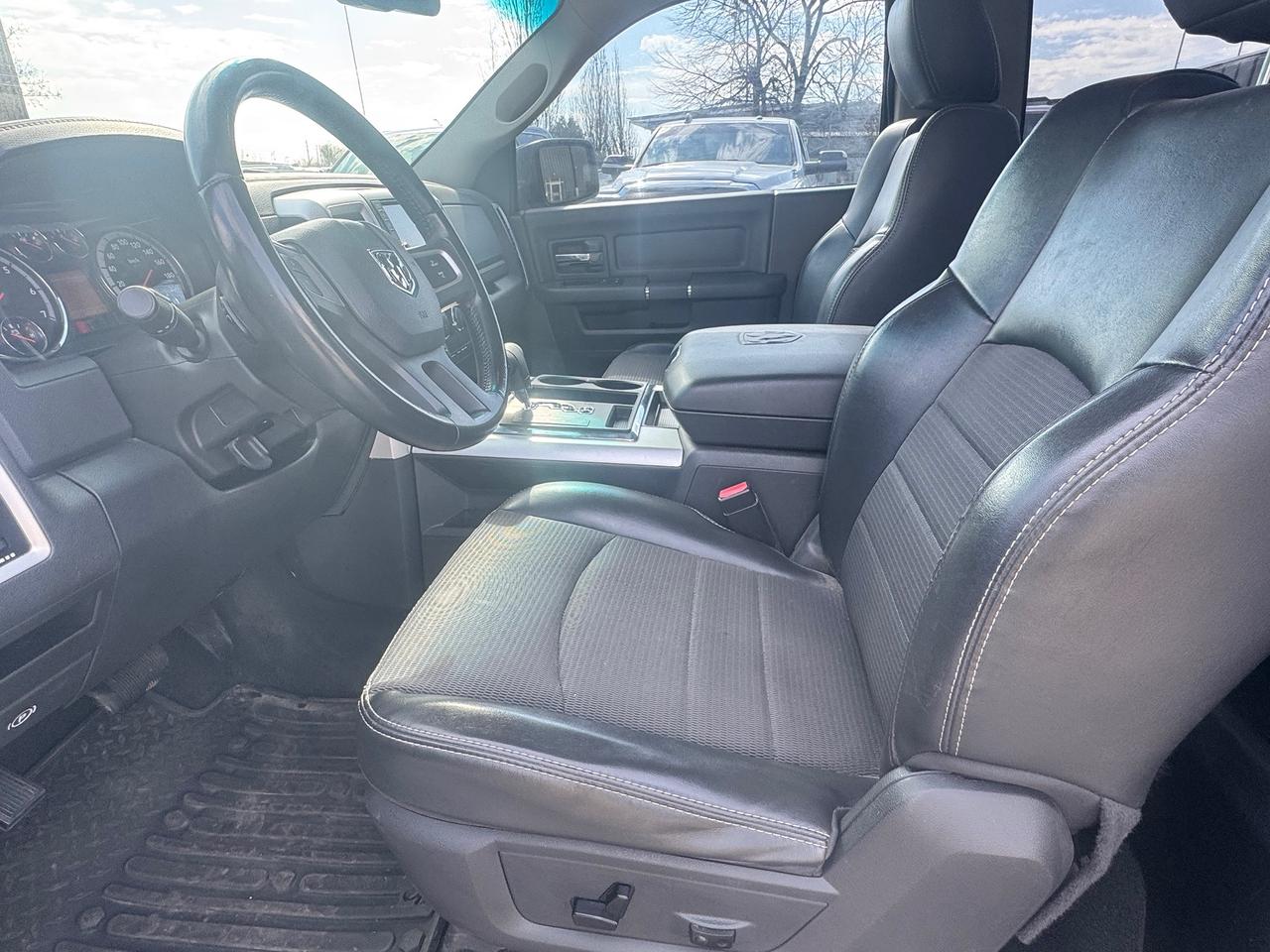 2011 RAM 1500 R/T SPORT Photo