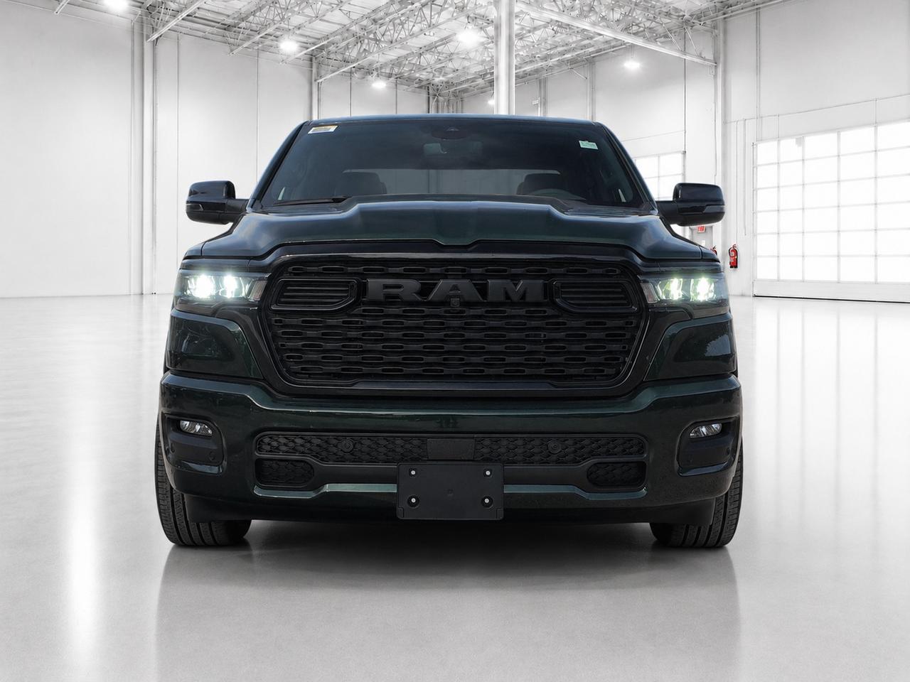 2026 RAM 1500 BIG HORN | Night Edition | HEMI | Level 1 | 3.92 Photo2