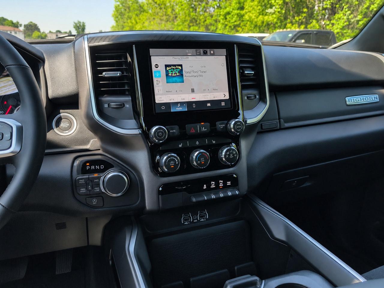 2026 RAM 1500 BIG HORN | Night Edition | HEMI | Level 1 | 3.92 Photo