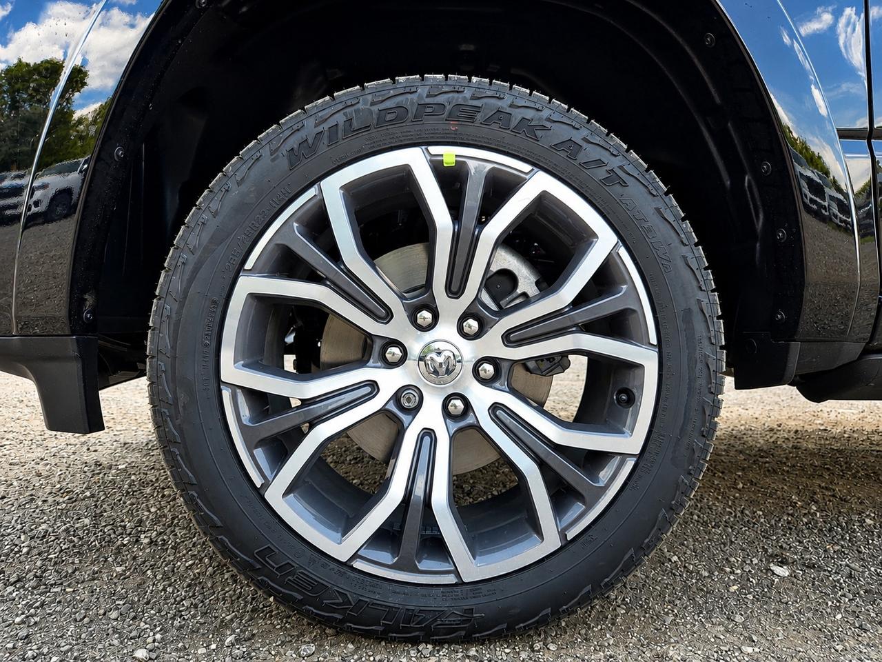 2026 RAM 1500 TUNGSTEN | OFF - ROAD GRP | Multi - Func Tailgate Photo