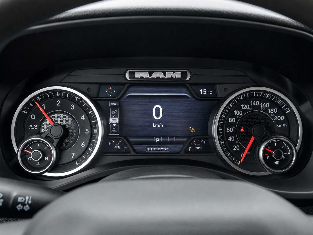 2026 RAM 1500 EXPRESS | Blackout | 8.4" TOUCHSCREEN | 4X4 Photo