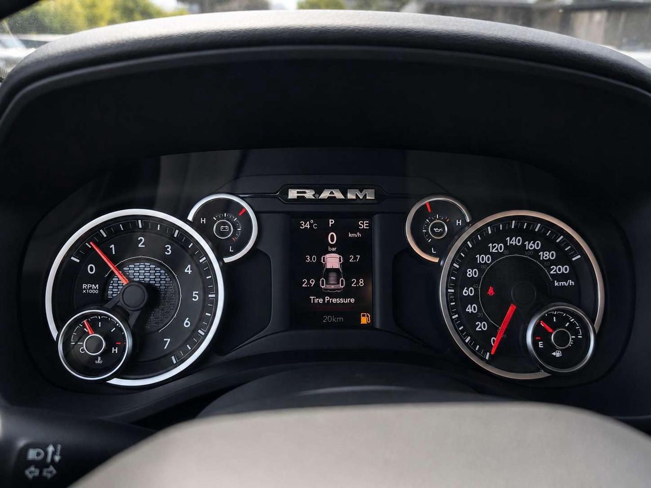 2026 RAM 1500 BIG HORN | Night Edition | HEMI | Level 1 | 3.92 Photo