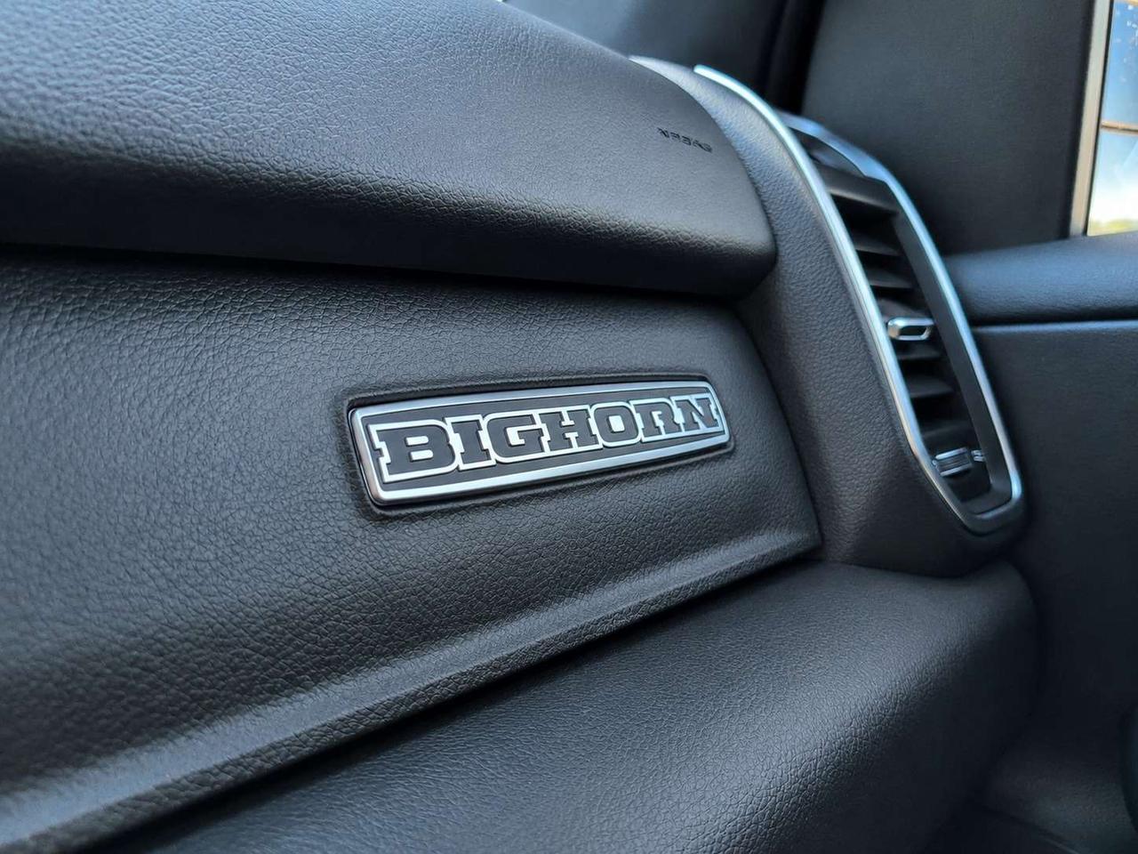 2026 RAM 1500 BIG HORN | Night Edition | HEMI | Level 1 | 3.92 Photo