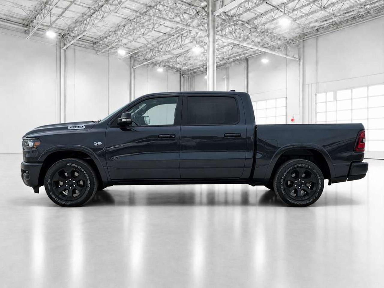 2026 RAM 1500 BIG HORN | Level 2 | HEMI | Pano Roof | NIght Pkg Photo2