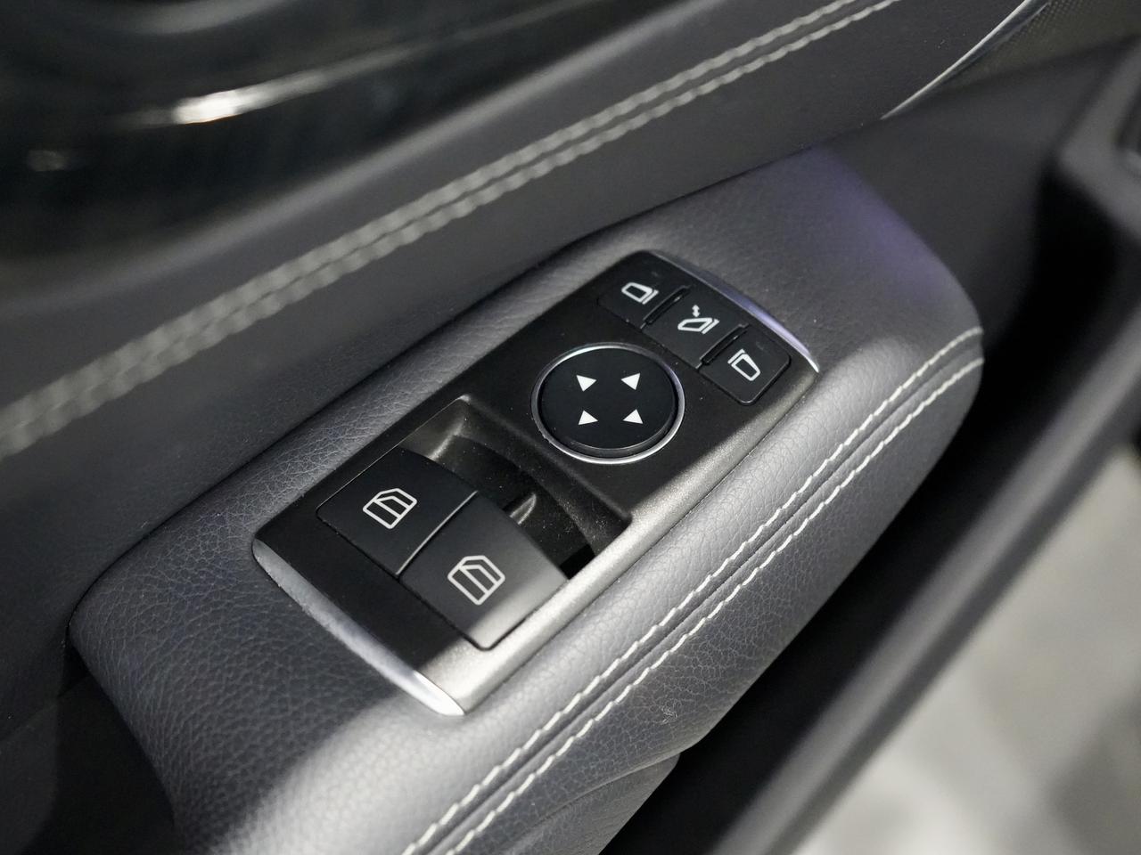 2018 Mercedes-Benz SL-Class SL 450| CAM|HARMAN KARDON|MASSAGE|NO ACCIDENT|ROOF Photo