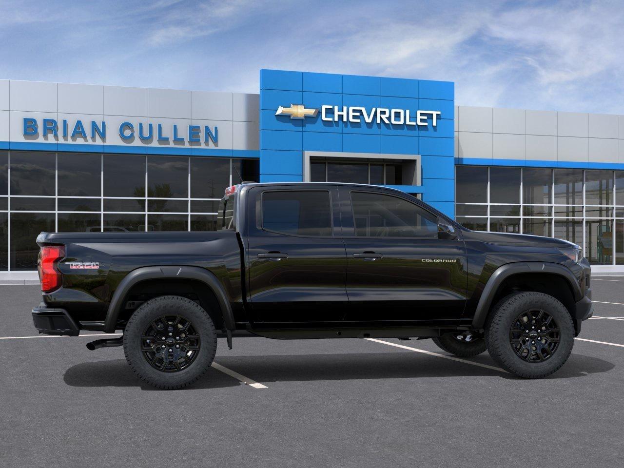 2026 Chevrolet Colorado 4WD Trail Boss Crew Cab Short Box 4-Wheel Drive Trail Boss Photo4