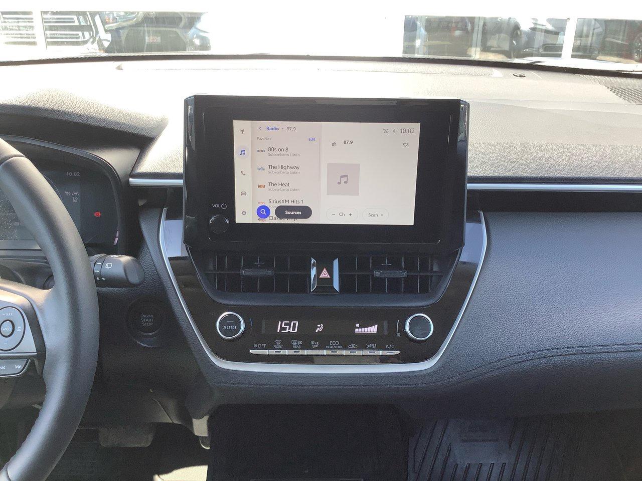 2026 Toyota Corolla Cross LE Photo