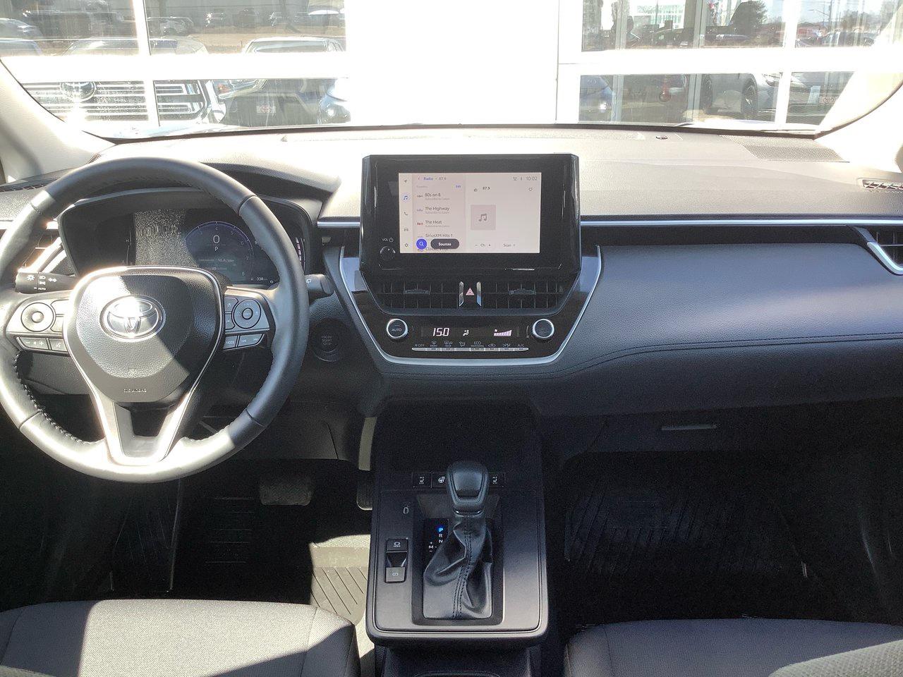 2026 Toyota Corolla Cross LE Photo