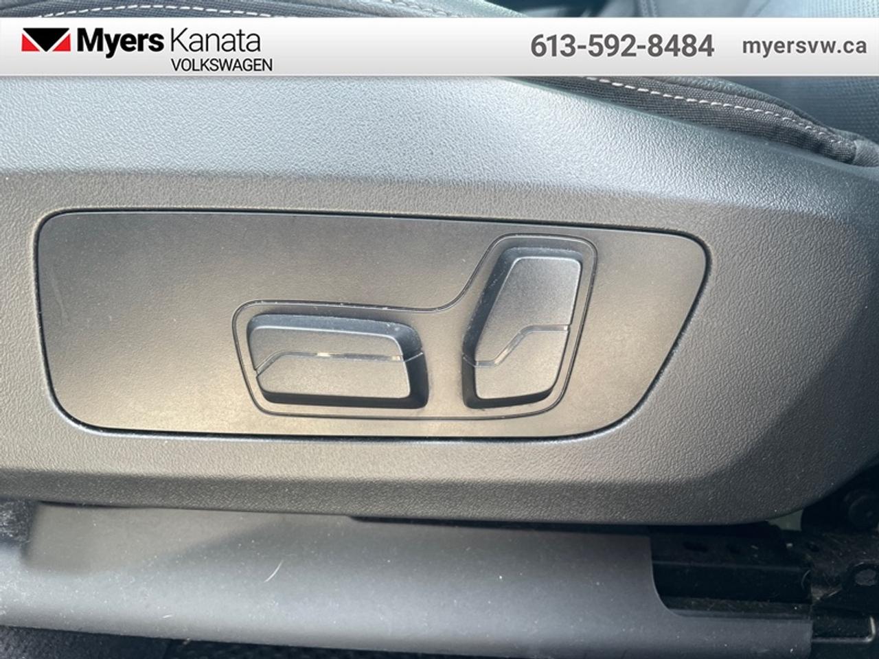 2023 BMW X1 xDrive28i  - Heated Seats -  Apple CarPlay Photo
