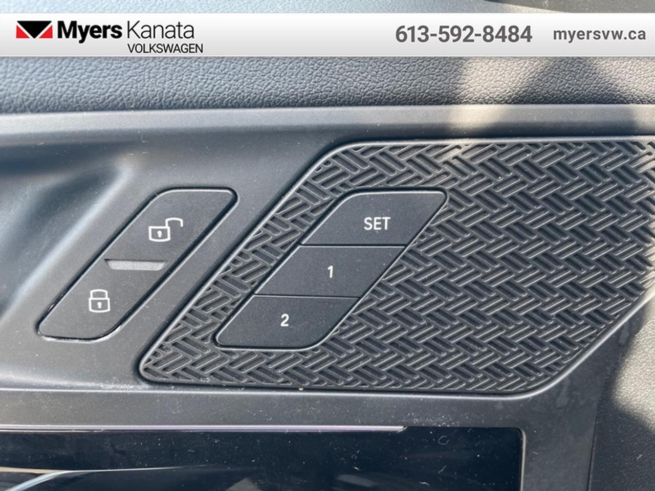 2023 BMW X1 xDrive28i  - Heated Seats -  Apple CarPlay Photo