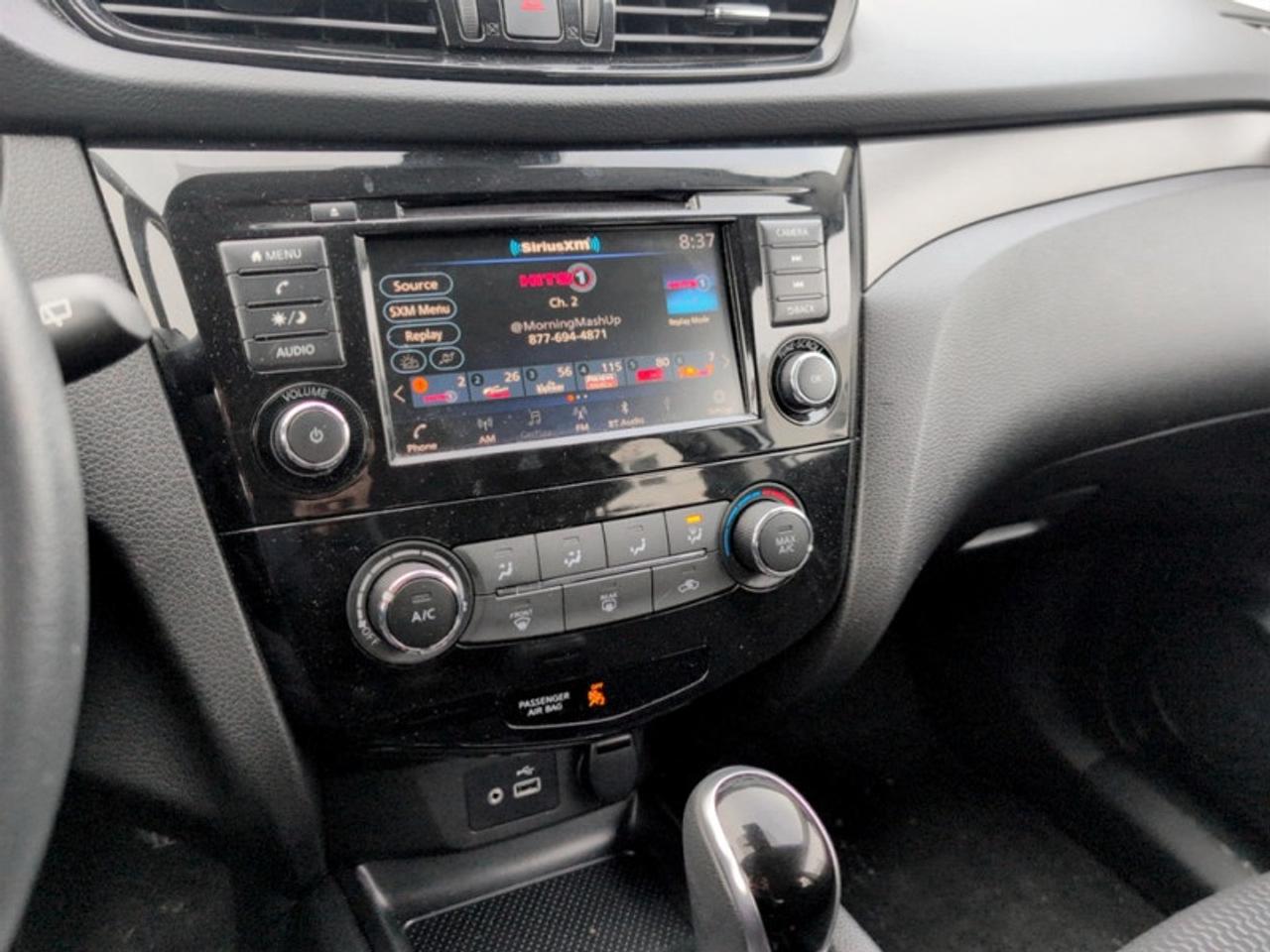 2023 Nissan Qashqai S  **CLEAN CARFAX** Photo