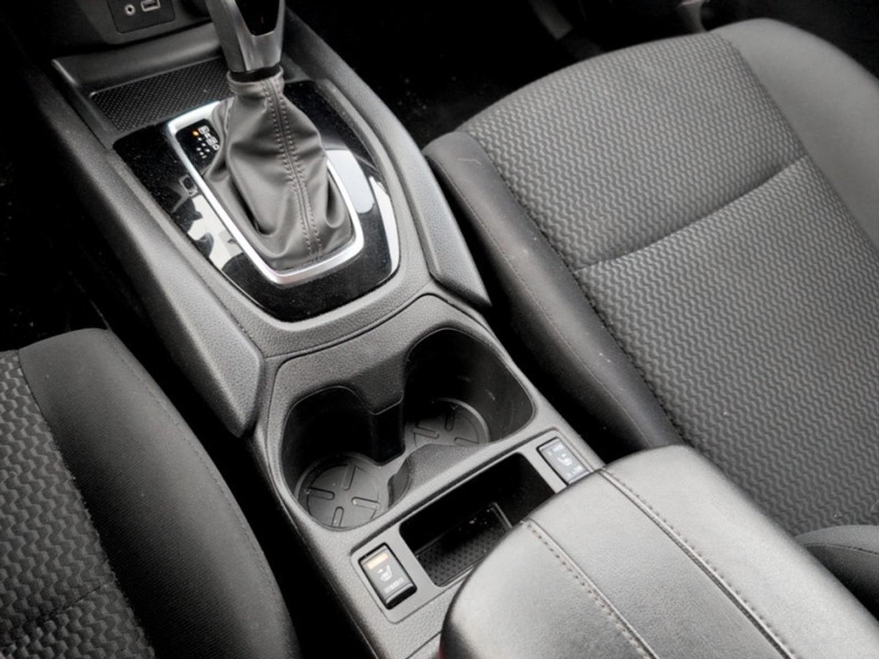2023 Nissan Qashqai S  **CLEAN CARFAX** Photo