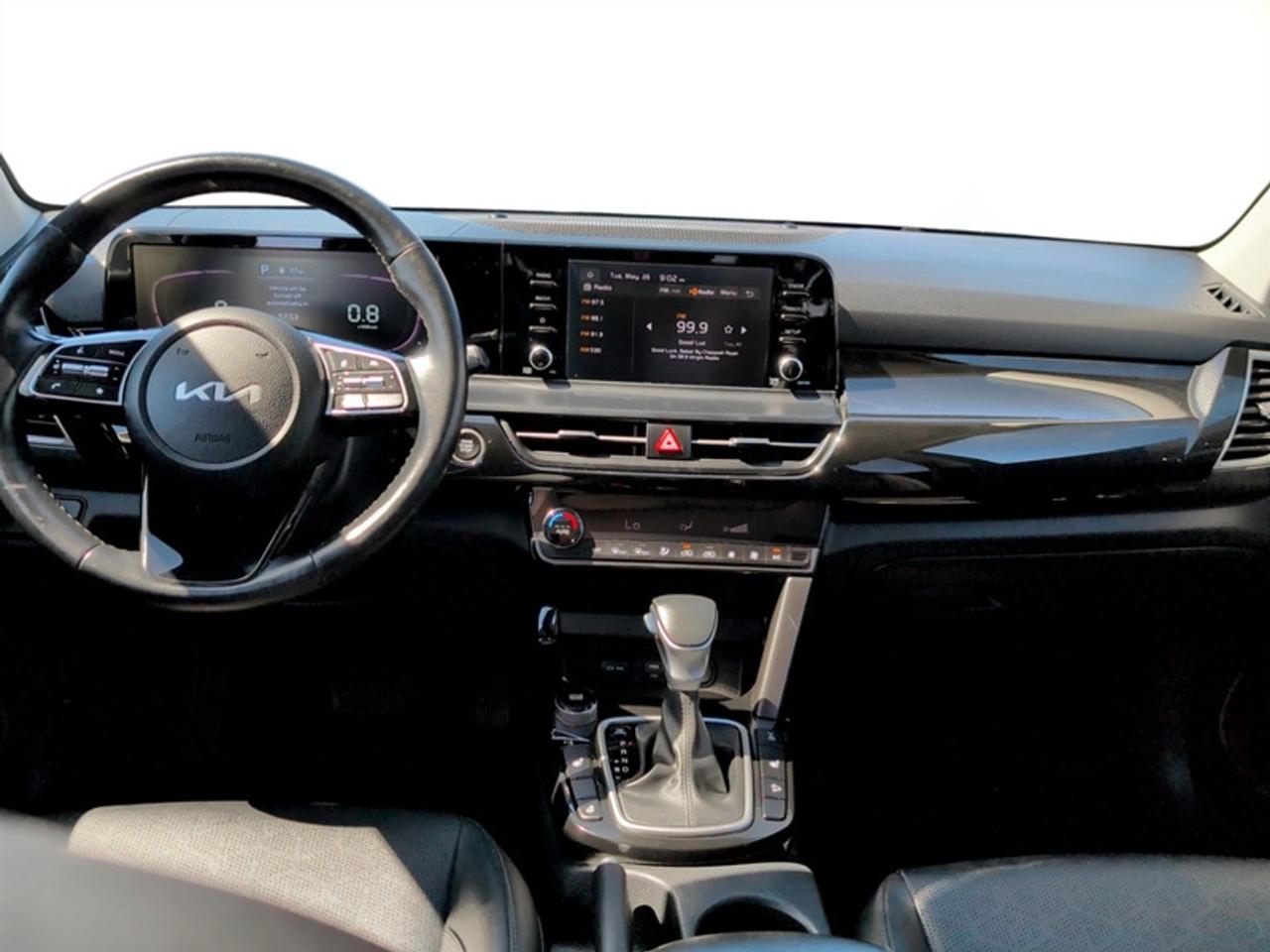 2024 Kia Seltos EX  **CLEAN CARFAX** Photo
