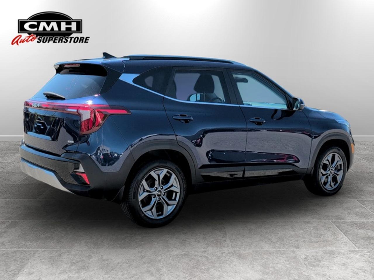 2024 Kia Seltos EX  **CLEAN CARFAX** Photo