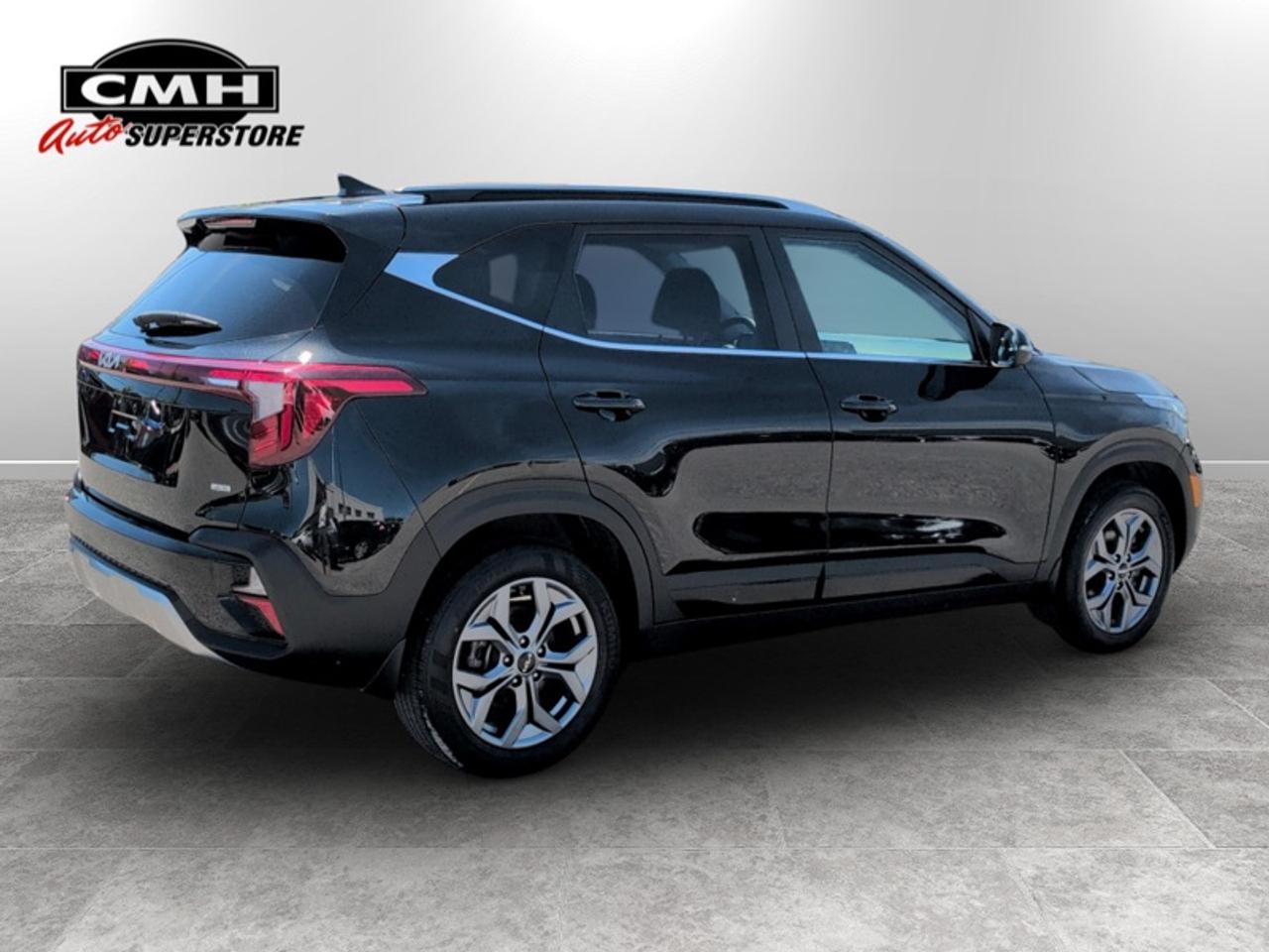 2025 Kia Seltos EX  **CLEAN CARFAX - SUNROOF** Photo