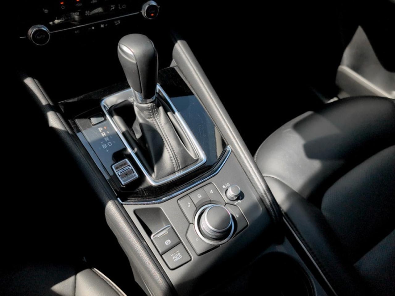 2025 Mazda CX-5 GS  **CLEAN CARFAX** Photo