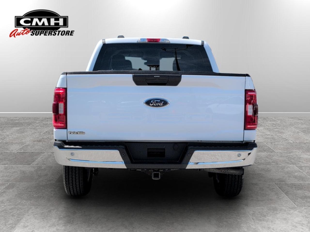 2022 Ford F-150 XLT  **APPLE CP - BLINDSPOT** Photo2