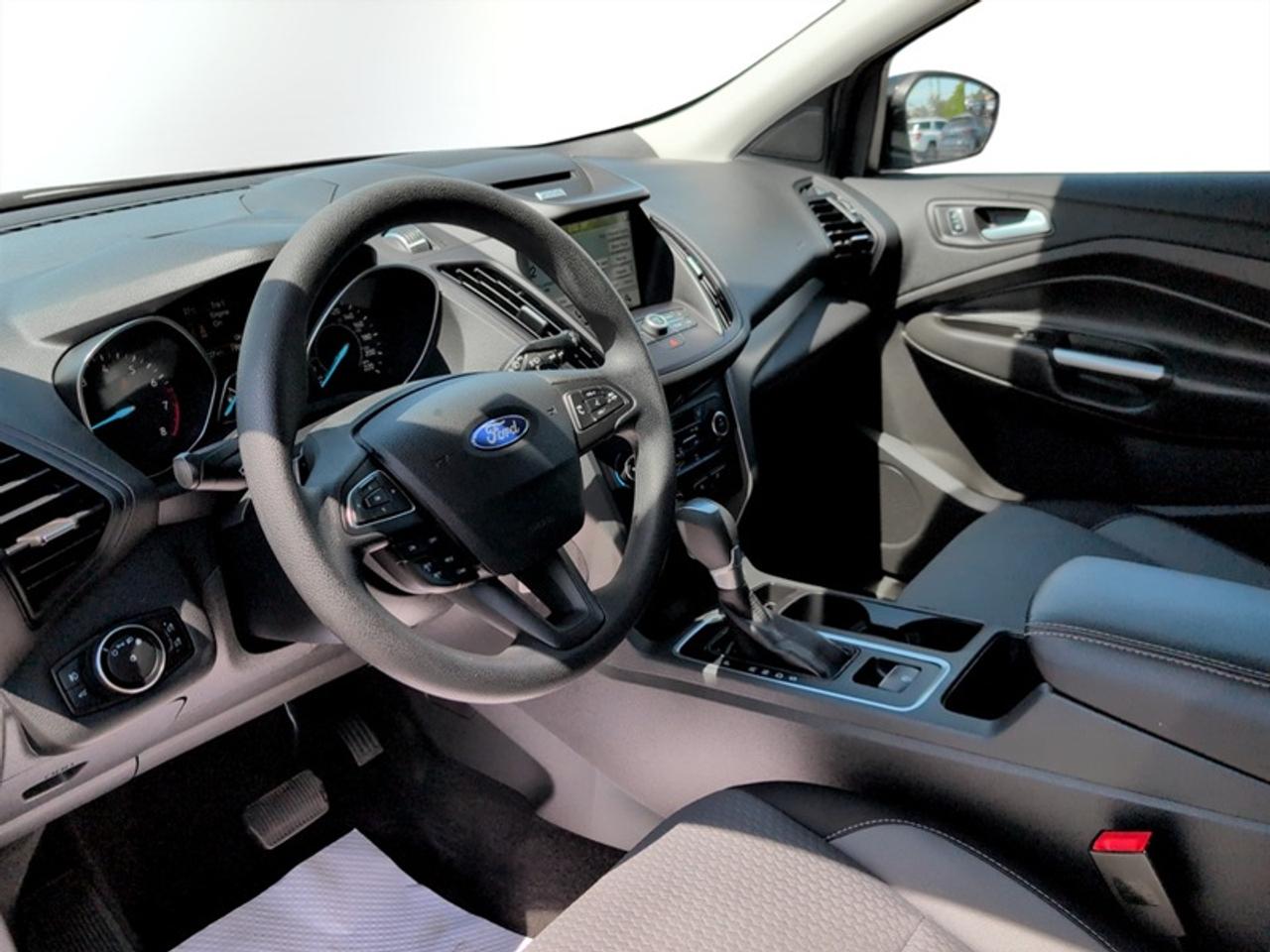 2017 Ford Escape SE  **LOW MILEAGE** Photo
