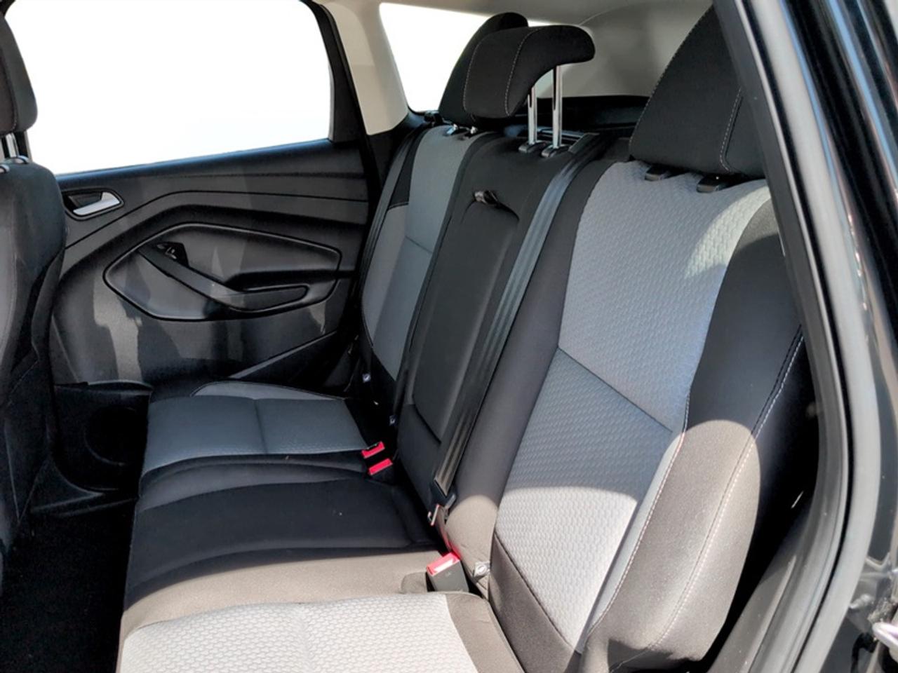 2017 Ford Escape SE  **LOW MILEAGE** Photo