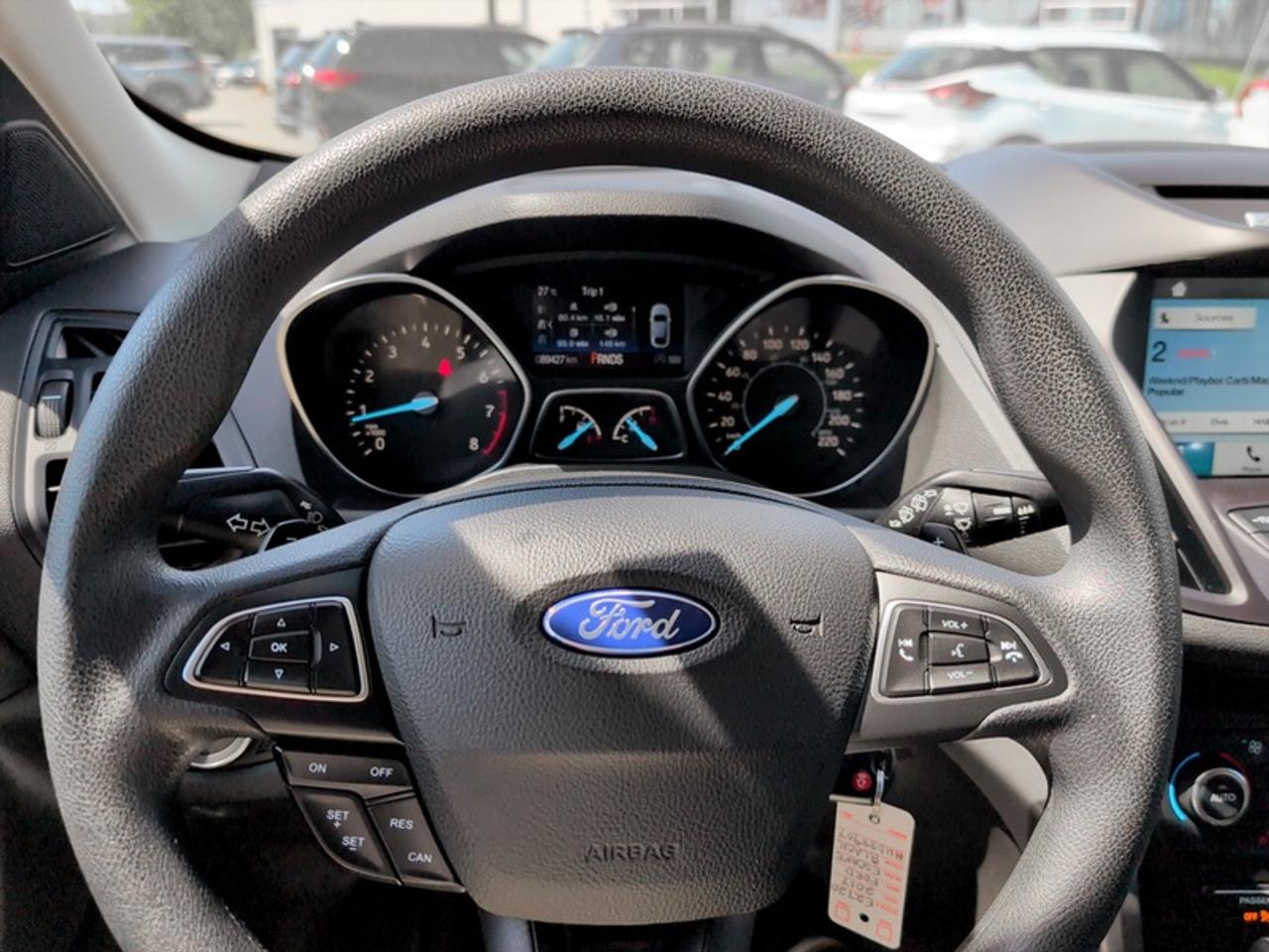 2017 Ford Escape SE  **LOW MILEAGE** Photo
