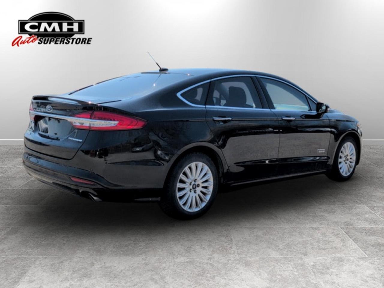 2018 Ford Fusion Energi Titanium Photo