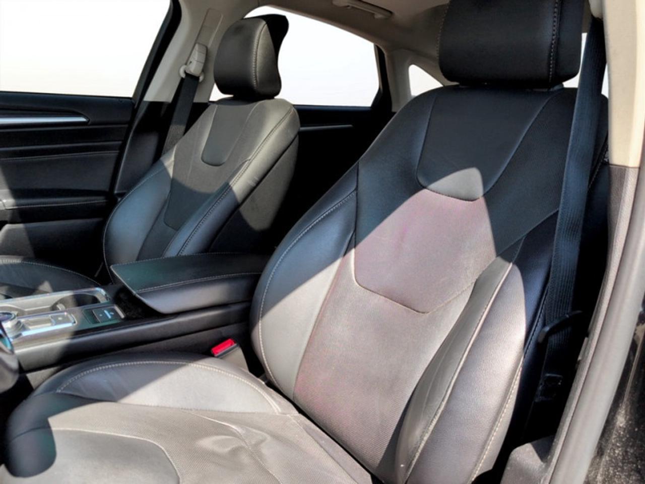 2018 Ford Fusion Energi Titanium Photo