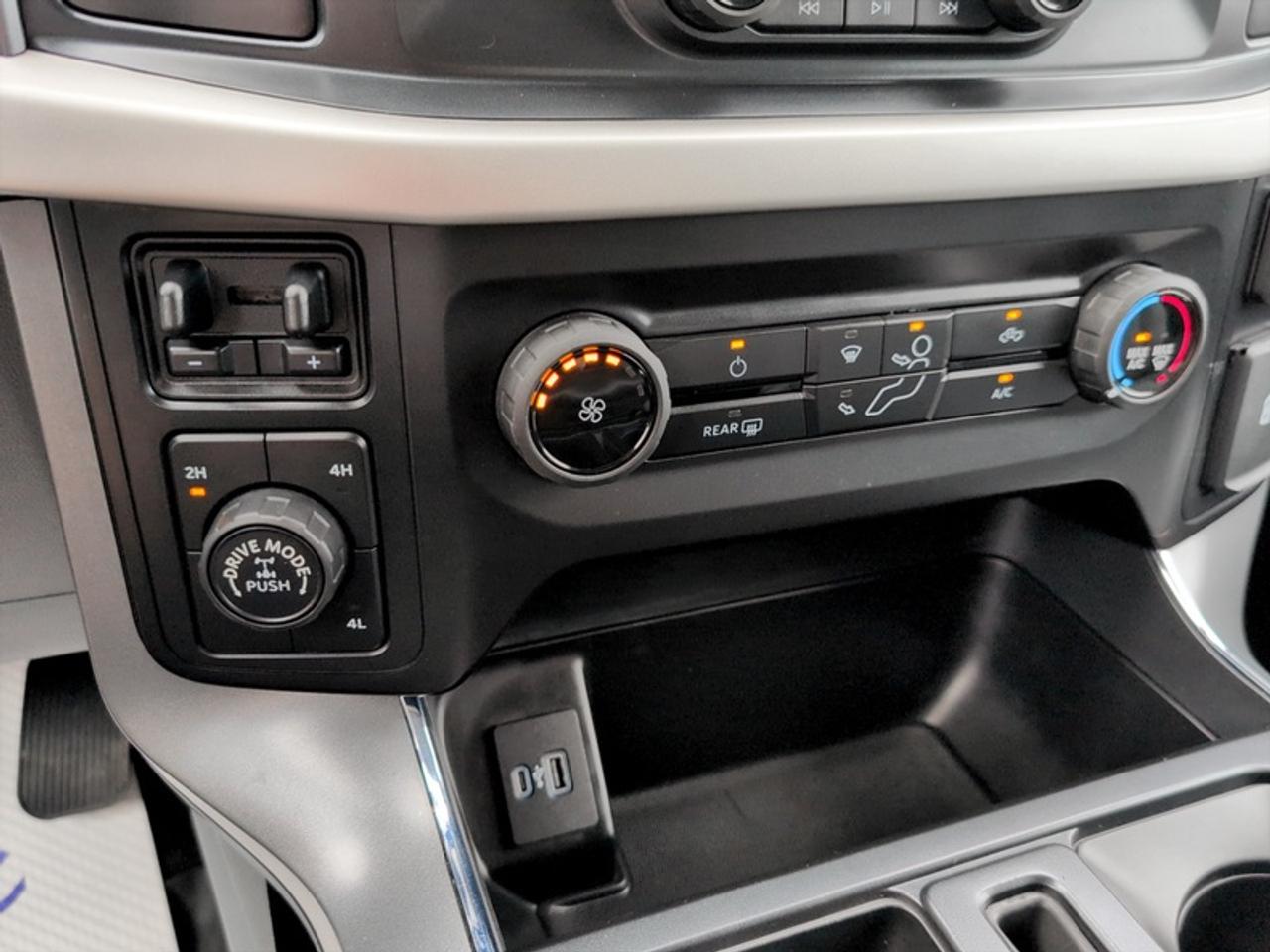 2021 Ford F-150 XLT w/XTR Pkg  **FX4 PKG - 5.0L V8** Photo