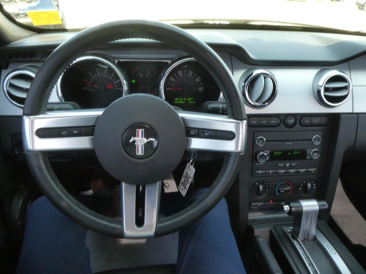 2009 Ford Mustang | Heated Seats | Leather | Glass Roof | Photo