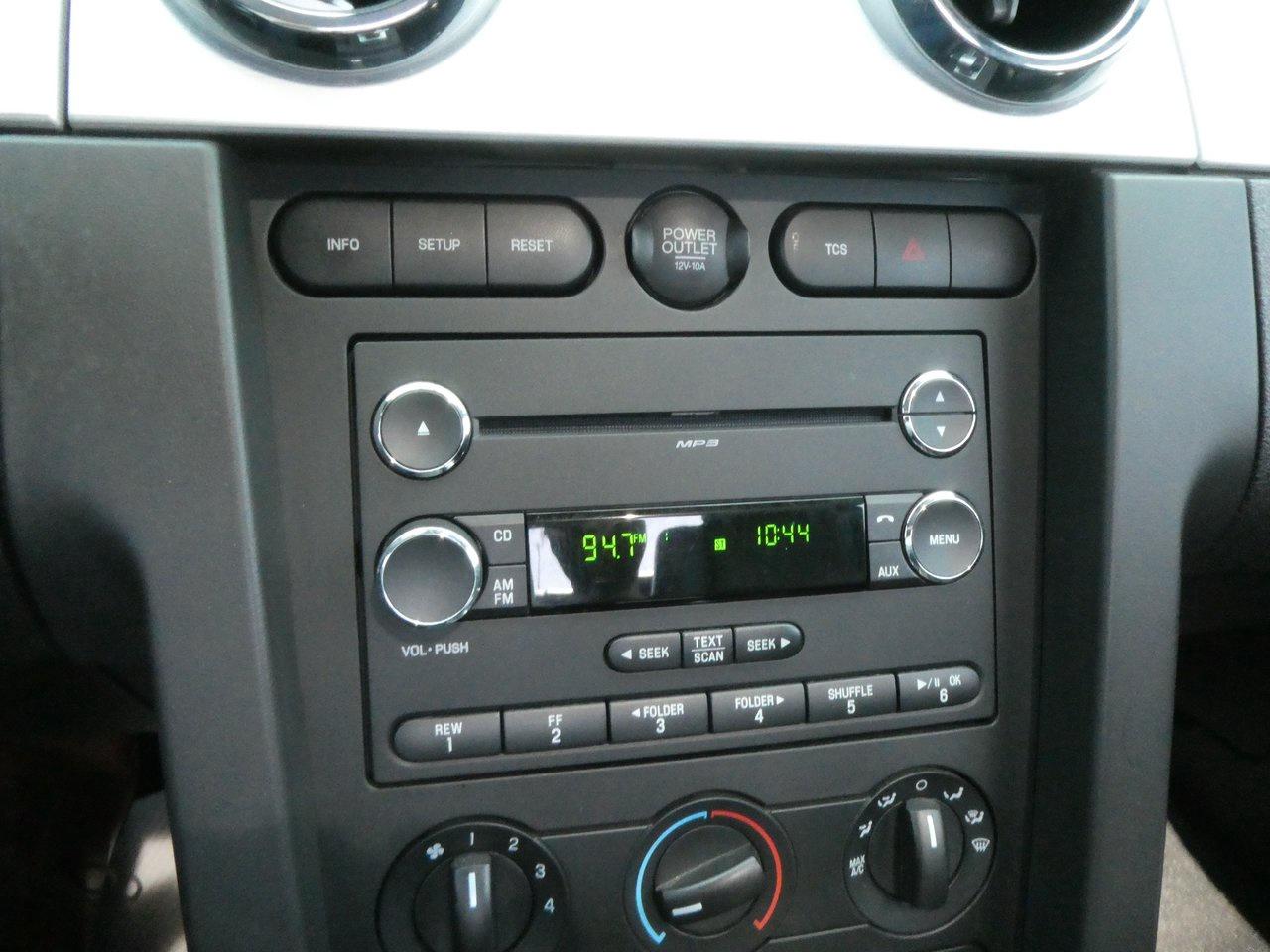 2009 Ford Mustang | Heated Seats | Leather | Glass Roof | Photo
