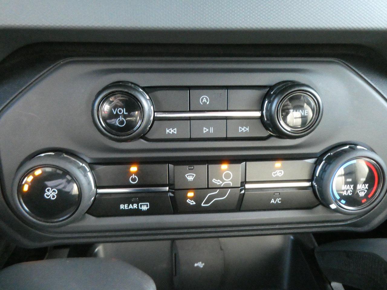 2024 Ford Bronco Big Bend | Backup Cam | Vinyl | Rubber Floor | Convertible | Photo