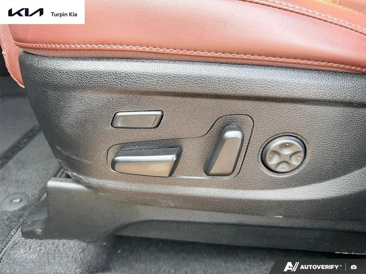 2025 Kia Telluride SX LIMITED (MAHOGANY INT) Photo