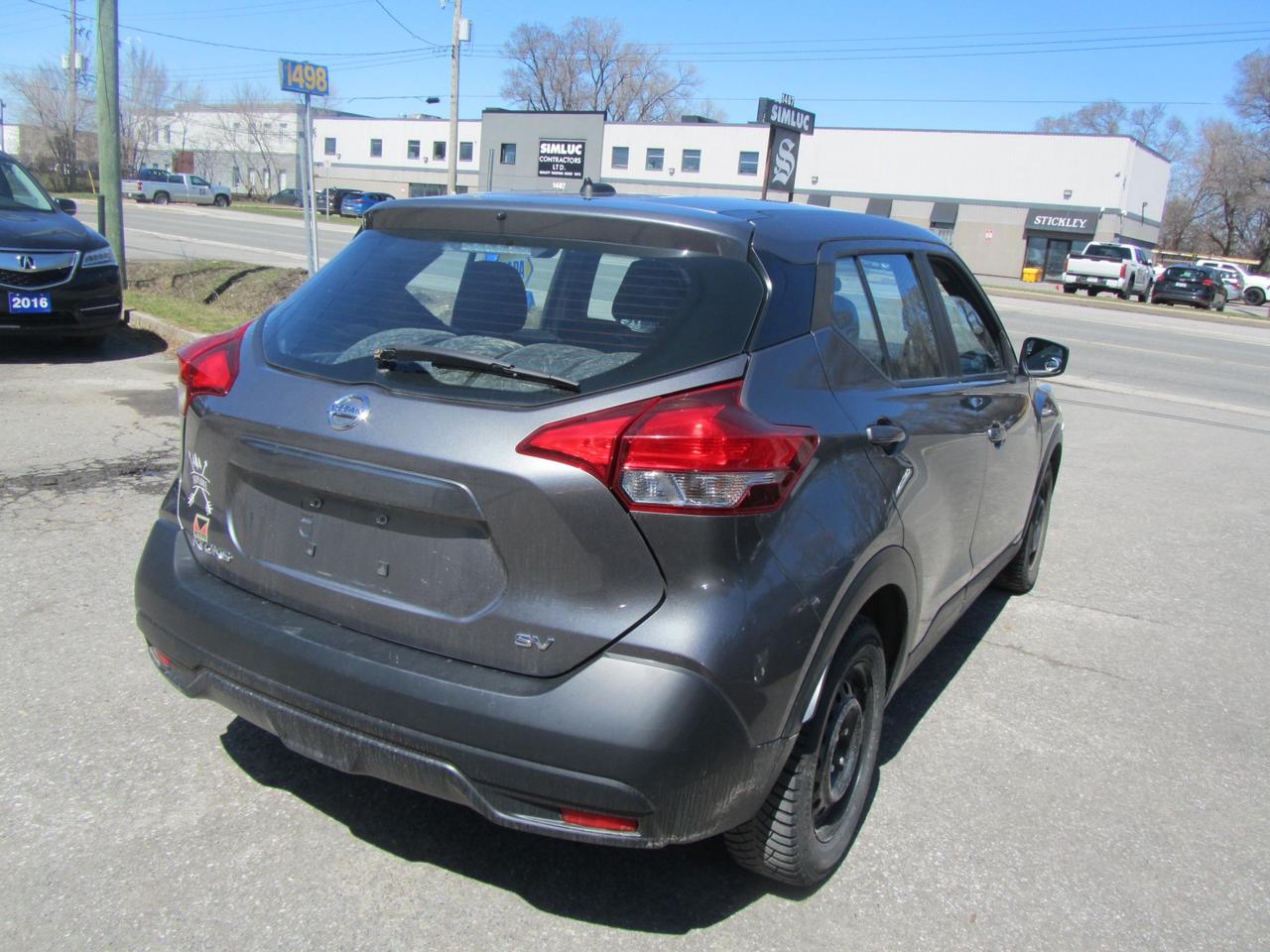2018 Nissan Kicks S FWD Photo