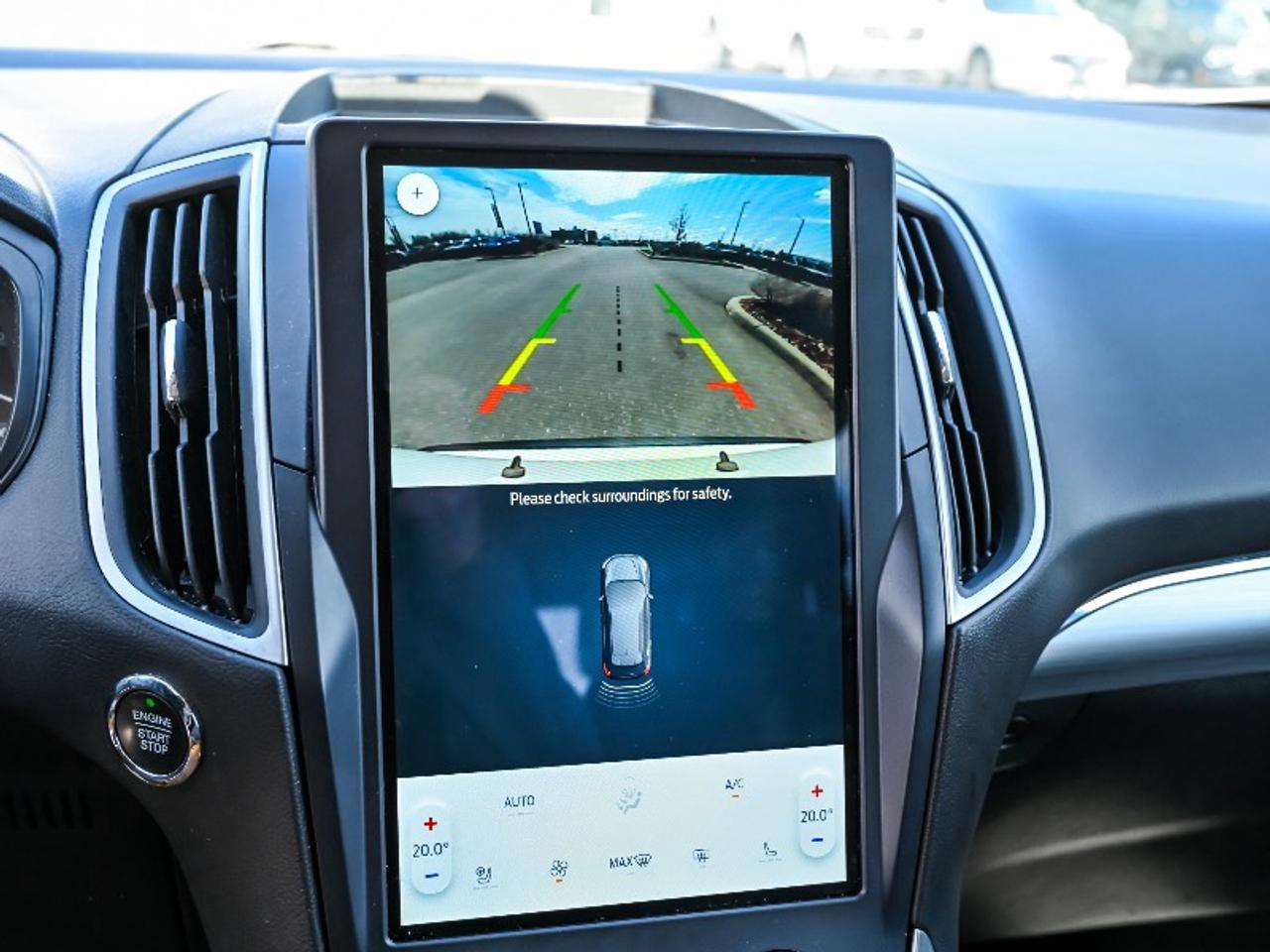 2022 Ford Edge SEL Photo