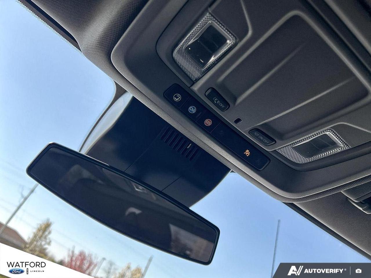 2023 GMC Sierra 1500 4WD Crew Cab 157" SLE Photo