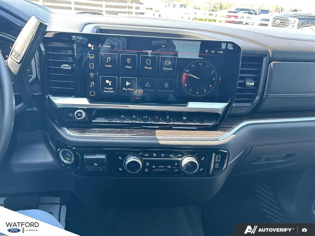 2023 GMC Sierra 1500 4WD Crew Cab 157" SLE Photo
