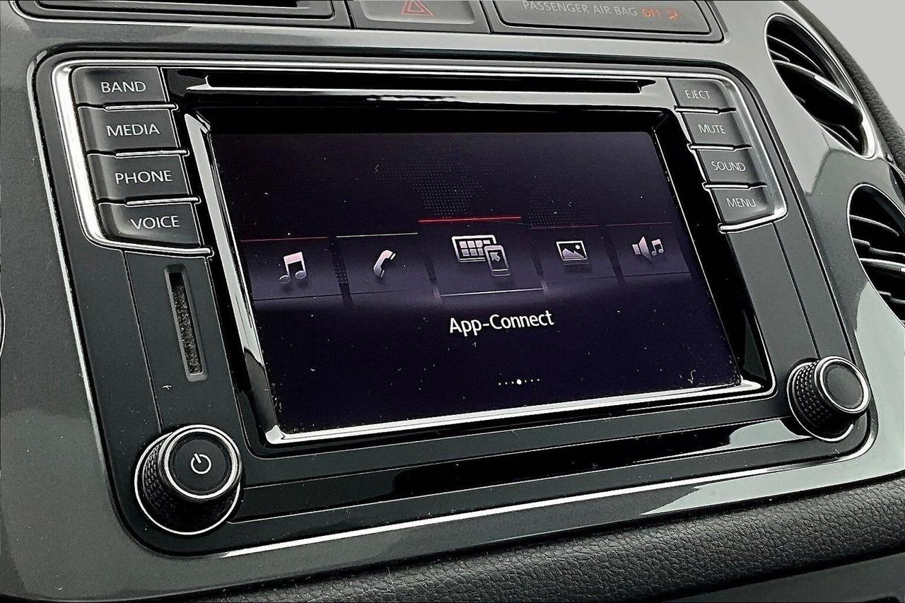 2016 Volkswagen Tiguan COMFORTLINE Photo