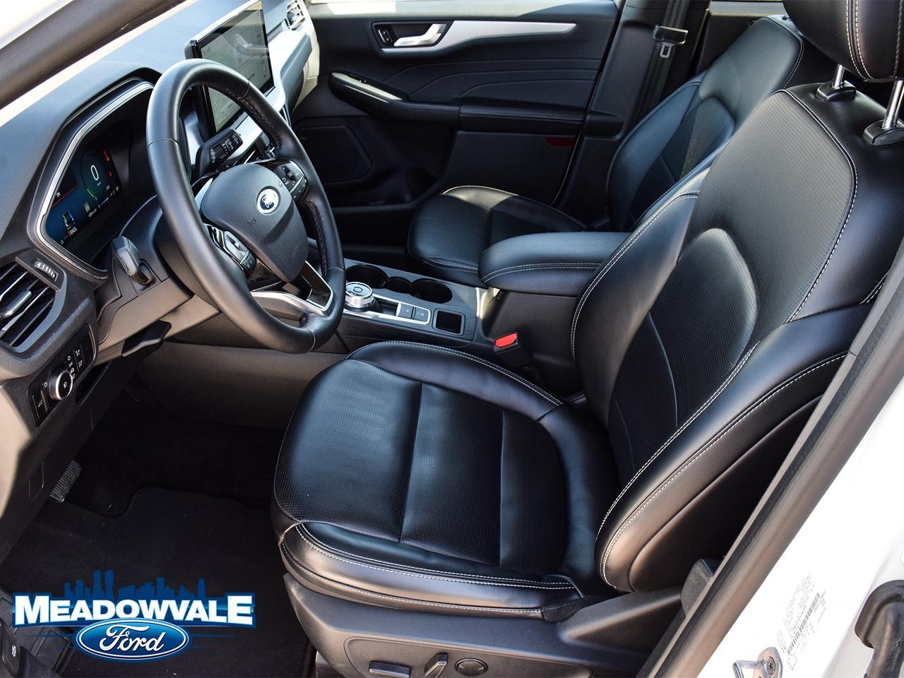 2024 Ford Escape Platinum Photo