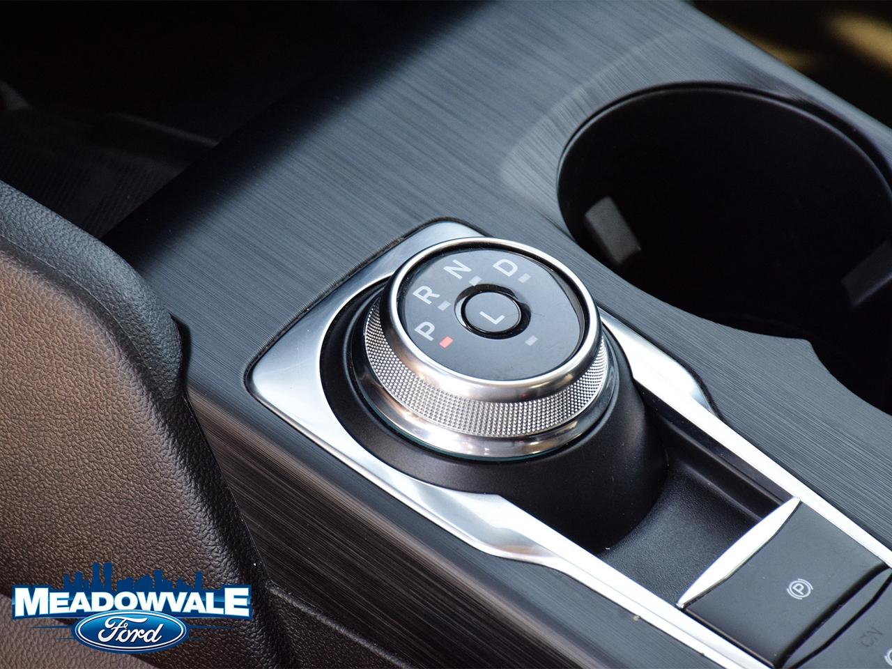 2024 Ford Escape Platinum Photo