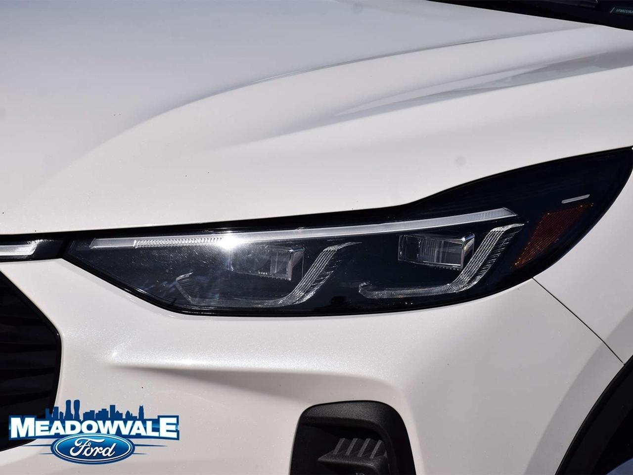 2024 Ford Escape Platinum Photo