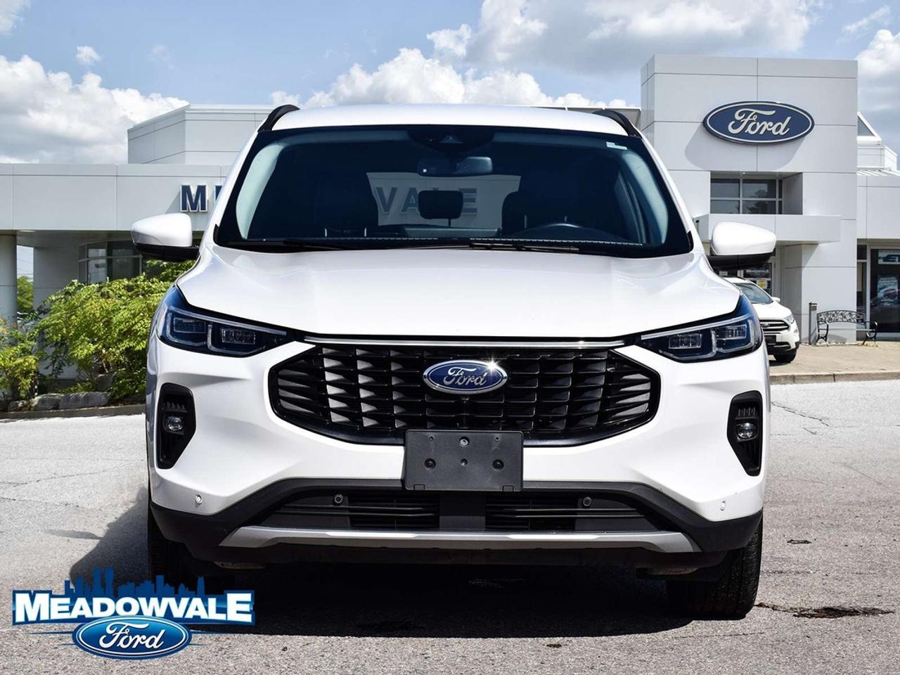 2024 Ford Escape Platinum Photo3